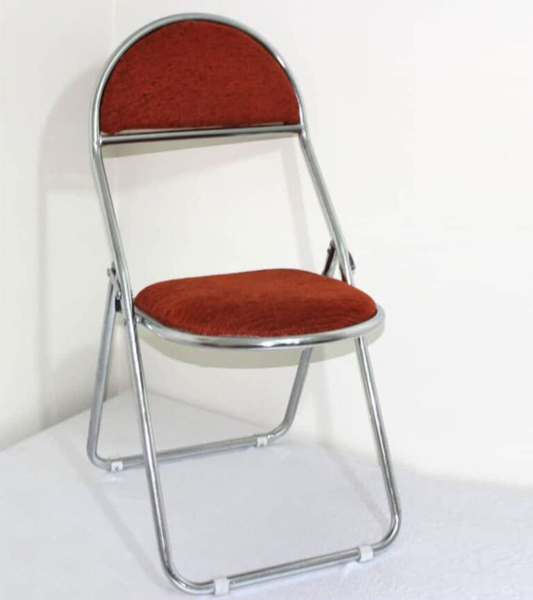 اجاره صندلی تاشو زرشکی