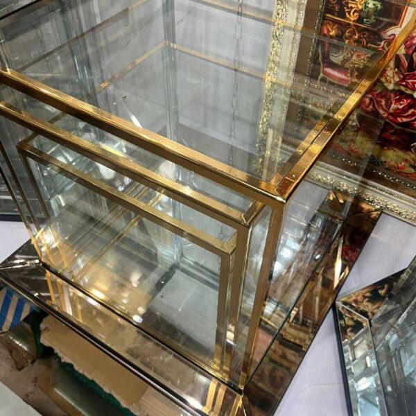 باکس شیشه ای بله برون طلایی