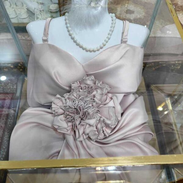 تزئین لباس مجلسی بله برون